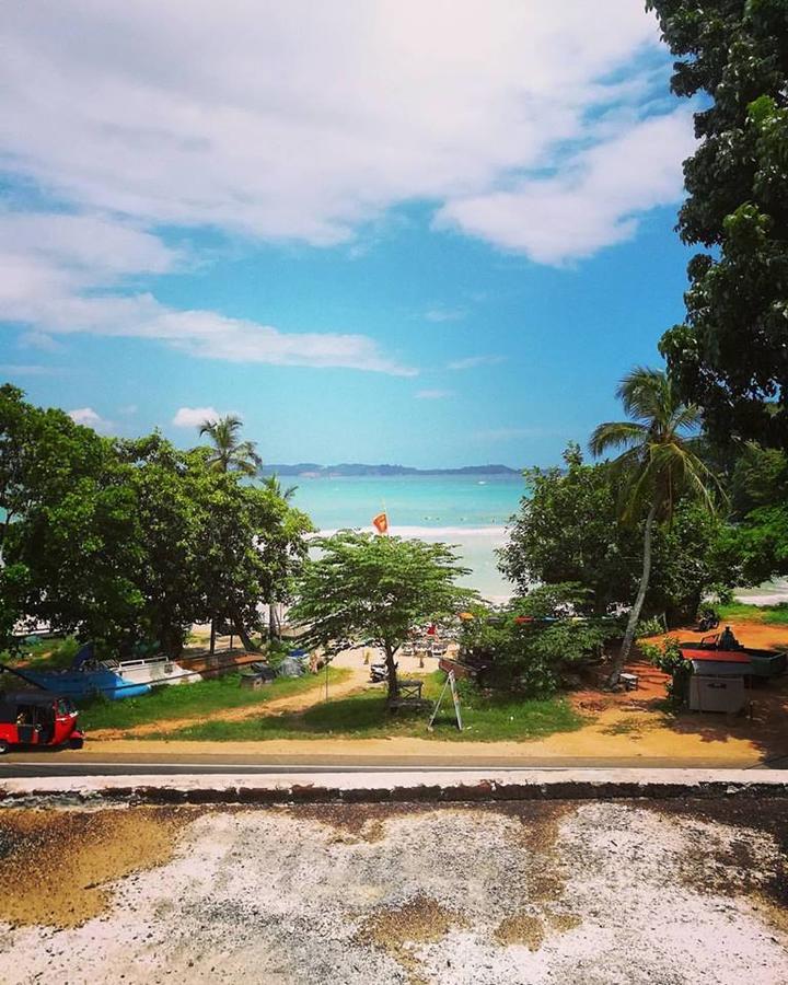 Soul Surfer - Weligama Hostel Εξωτερικό φωτογραφία