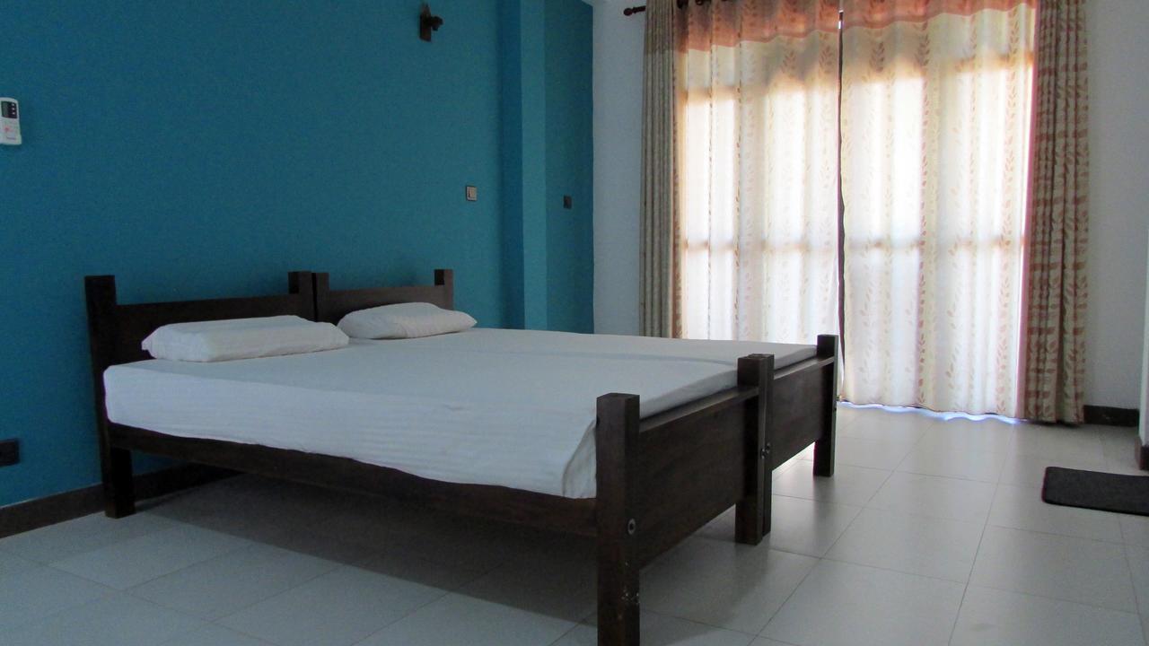 Soul Surfer - Weligama Hostel Εξωτερικό φωτογραφία