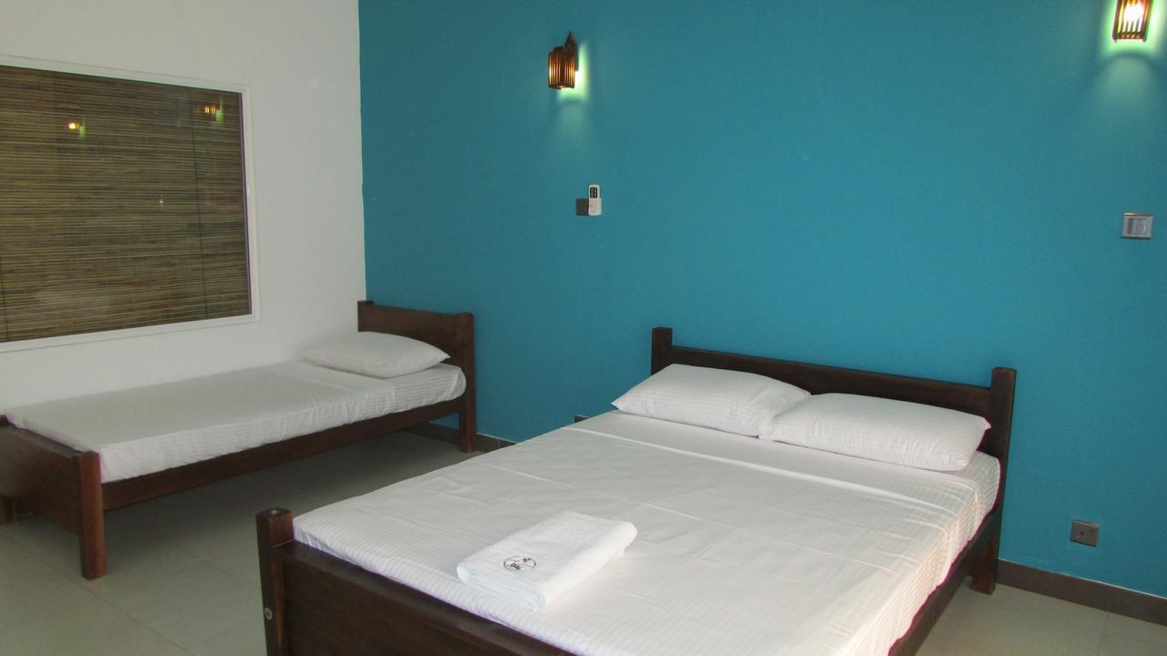 Soul Surfer - Weligama Hostel Εξωτερικό φωτογραφία
