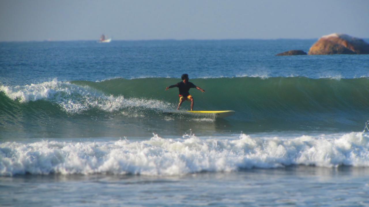 Soul Surfer - Weligama Hostel Εξωτερικό φωτογραφία